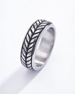 Edelstahl Ring mit geflochtenem Rope-Design
